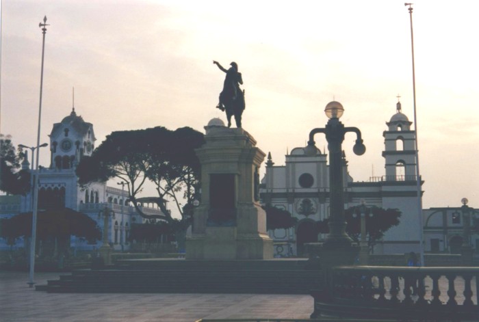 Ponto Turístico Plaza de Armas de Nazca em Nazca