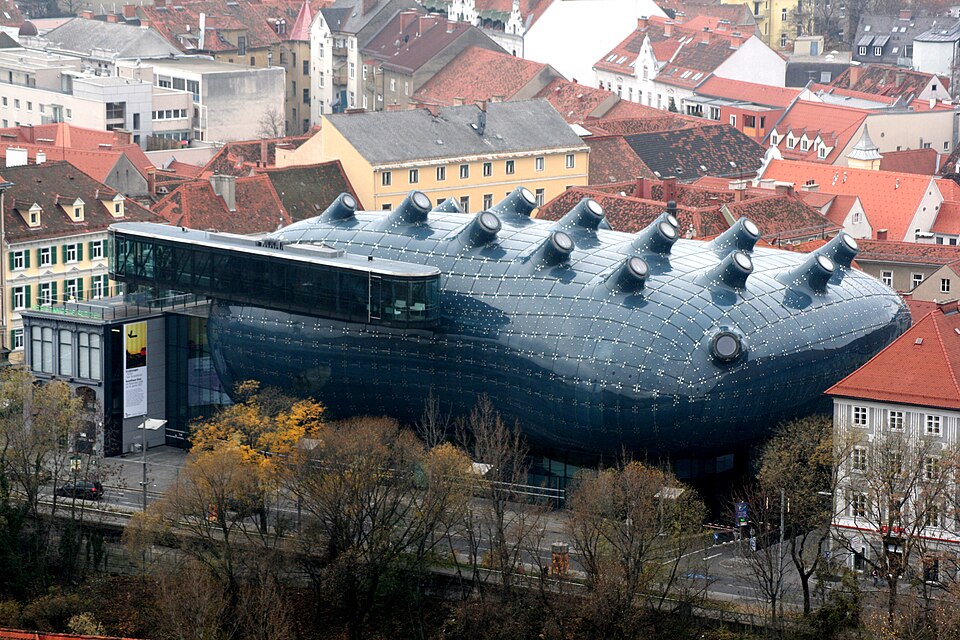 Ponto Turístico Kunsthaus Graz (O Extraterrestre Amigável) em Graz
