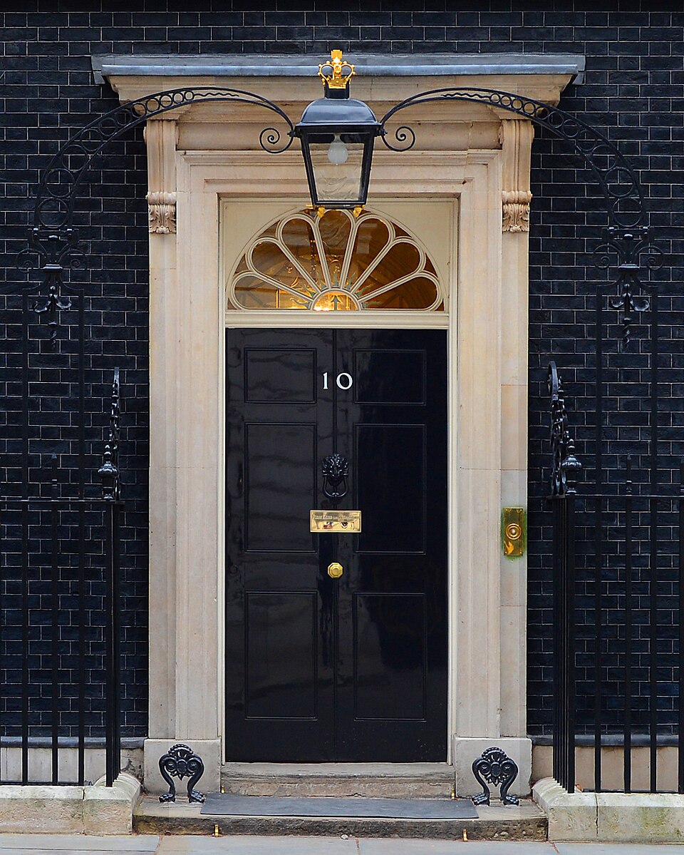 Ponto Turístico Rua Whitehall e Downing Street em Westminster