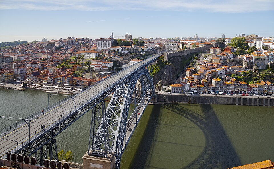 Ponto Turístico Ponte Luís I em Porto