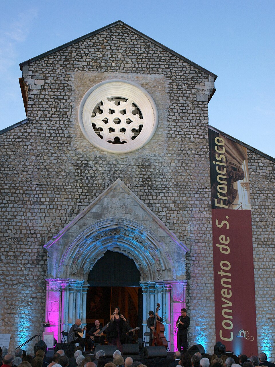 Ponto Turístico Convento de São Francisco (Santarém) em Santarém