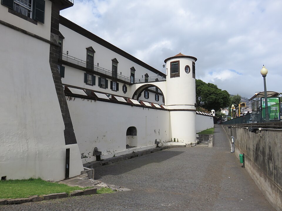 Ponto Turístico Palácio de São Lourenço em Funchal
