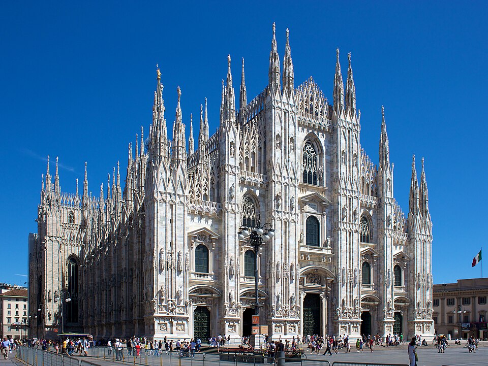 Ponto Turístico Catedral de Milão (Duomo di Milano) em Milão