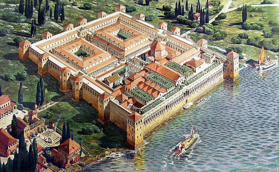 Ponto Turístico Peristilo do Palácio (Peristil) em Split