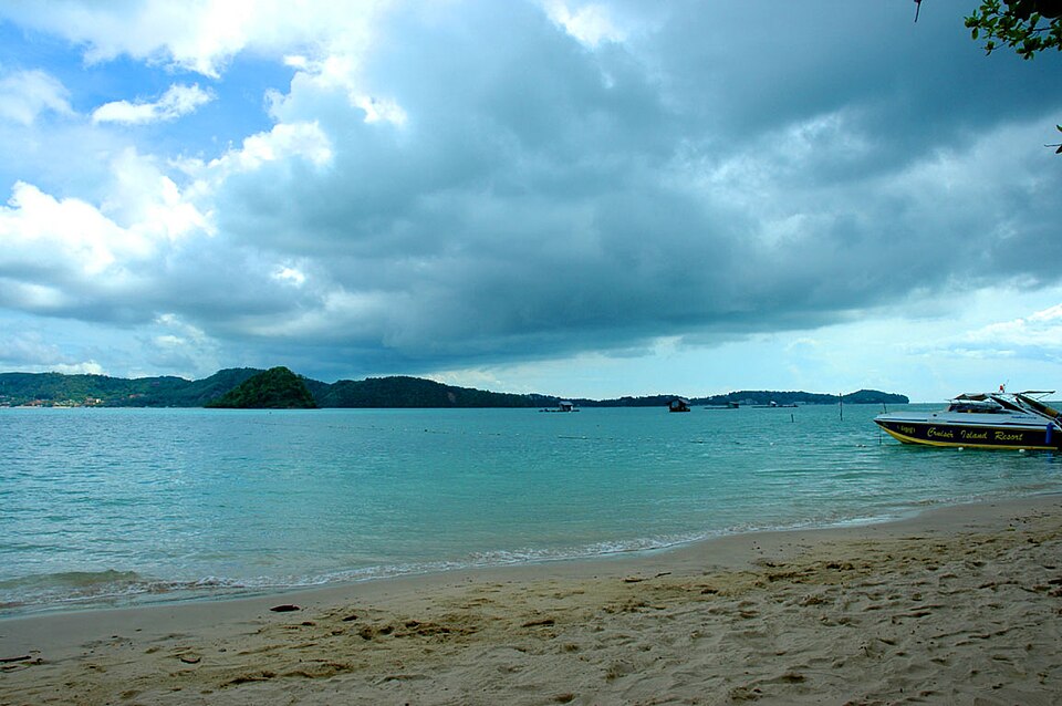Ponto Turístico Praia Karon em Phuket